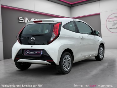 Toyota aygo mc18 1.0 vvt-i x-play x-app moteur à chaine garantie jusqu'en 2030 occasion scl 56 - simplicicar vannes...