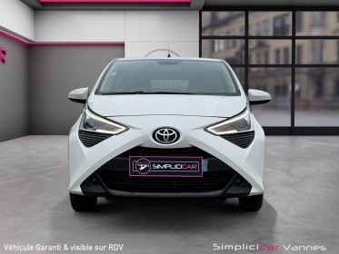 Toyota aygo mc18 1.0 vvt-i x-play x-app moteur à chaine garantie jusqu'en 2030 occasion scl 56 - simplicicar vannes...