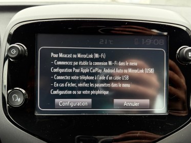 Toyota aygo mc18 1.0 vvt-i x-play x-app moteur à chaine garantie jusqu'en 2030 occasion scl 56 - simplicicar vannes...
