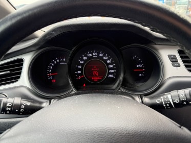 Kia cee'd 1.4 100 ch isg style occasion simplicicar velay simplicicar simplicibike france