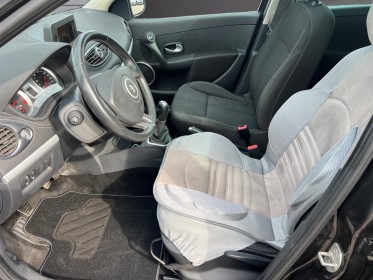 Renault clio iii 100 eco2 20th euro 5 tce occasion avignon (84) simplicicar simplicibike france