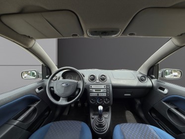 Ford fiesta 1.4 tdci fun - garantie 12mois - radio non fonctionnel - clim - ideale jeune permis - consommation faible...