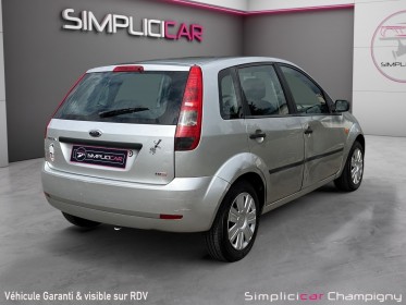 Ford fiesta 1.4 tdci fun - garantie 12mois - radio non fonctionnel - clim - ideale jeune permis - consommation faible...