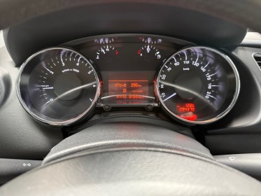 Peugeot 3008 1.2 puretech 130ch ss bvm6 allure - courroie changée - garantie 12 mois occasion simplicicar lyon ouest...