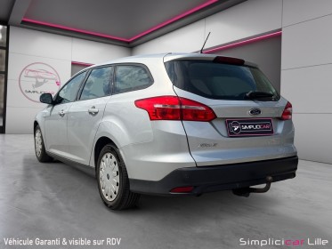 Ford focus sw 1.5 tdci 105 econetic ss executive occasion simplicicar lille  simplicicar simplicibike france