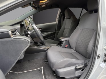 Toyota corolla hybride my20 122h design/full entretien toyota/garantie 12 mois occasion paris 17ème (75)(porte maillot)...