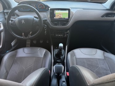 Peugeot 2008 1.6 e-hdi 115ch fap bvm6 féline cuivre // entretien a jour / distri ok / toit pano / garantie 12 mois occasion...