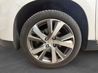 Peugeot 2008 1.6 e-hdi 115ch fap bvm6 féline cuivre // entretien a jour / distri ok / toit pano / garantie 12 mois occasion...