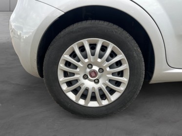 Fiat punto serie 8 1.2 69 ch easy courroie de distribution pour la vente radar de recul / gps / bluetooth garantie 12 mois...
