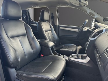 Isuzu d-max crew cab 1.9 4x4 bva solar plus - attelage - caméra - siège cuir électrique chauffant - garantie 12 mois...