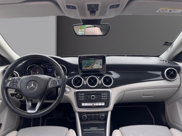 Mercedes classe cla shooting brake 200 d 7g-dct inspiration - caméra/toit pano/cuir blanc/hayon électrique - garantie 12...