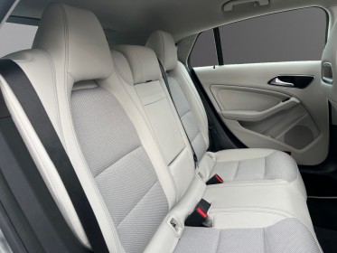 Mercedes classe cla shooting brake 200 d 7g-dct inspiration - caméra/toit pano/cuir blanc/hayon électrique - garantie 12...