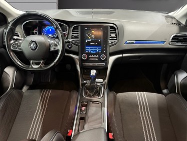 Renault megane iv berline tce 130 gt line occasion simplicicar magny-en-vexin simplicicar simplicibike france