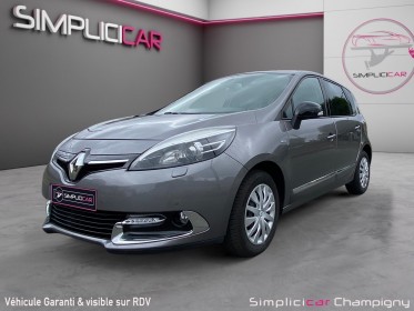 Renault  megane scenic  1,5 dci bose edition camera de recul -ordinateur de bord-clim - gps - faible kilométrage occasion...