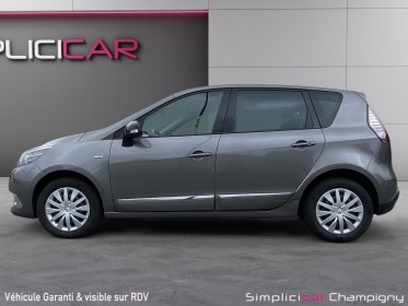 Renault  megane scenic  1,5 dci bose edition camera de recul -ordinateur de bord-clim - gps - faible kilométrage occasion...