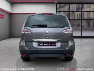 Renault  megane scenic  1,5 dci bose edition camera de recul -ordinateur de bord-clim - gps - faible kilométrage occasion...
