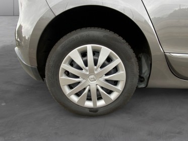 Renault  megane scenic  1,5 dci bose edition camera de recul -ordinateur de bord-clim - gps - faible kilométrage occasion...