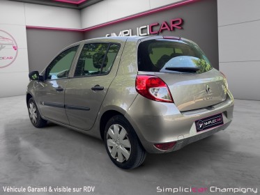 Renault clio iii 1.2 16v 75 eco2 yahoo ordinateur de bord -bluetooth-regulateur et limitateur de vitesse occasion...