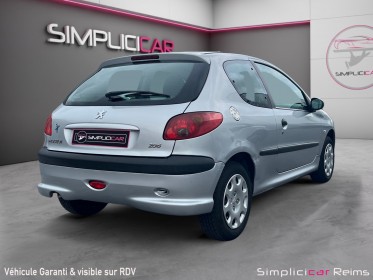 Peugeot 206 1.4 75 ch urban occasion simplicicar reims simplicicar simplicibike france