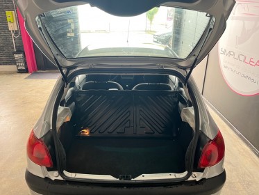 Peugeot 206 1.4 75 ch urban occasion simplicicar reims simplicicar simplicibike france