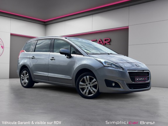 Peugeot 5008 1.6 bluehdi 120ch ss bvm6 active garantie 12 mois occasion simplicicar brest simplicicar simplicibike france
