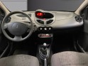 Renault twingo ii 1.5 dci 75 eco2 authentique garantie 12 mois kit de distributrion remplacé à 150000km occasion...