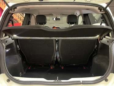 Renault twingo ii 1.5 dci 75 eco2 authentique garantie 12 mois kit de distributrion remplacé à 150000km occasion...