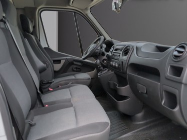 Renault master plancher cabine 2.3 dci 135cv grand confort, caisse 20m3 tva recuperable garantie 12 mois occasion simplicicar...