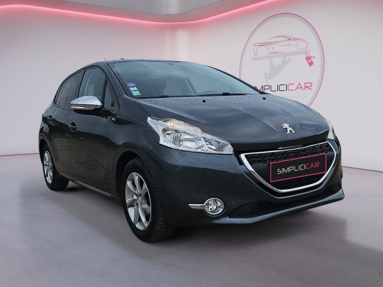 Peugeot 208 1.2 vti 90ch bvm5 allure occasion simplicicar orgeval simplicicar simplicibike france Peugeot 208 1.2 vti 90ch bvm5 allure occasion simplicicar orgeval simplicicar simplicibike france