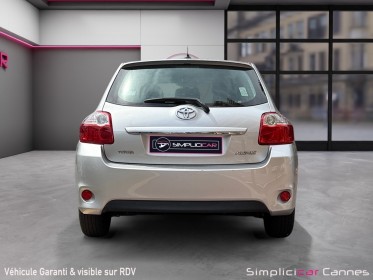 Toyota auris 90 d-4d fap dynamic 118 g/km occasion cannes (06) simplicicar simplicibike france