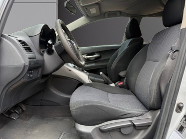 Toyota auris 90 d-4d fap dynamic 118 g/km occasion cannes (06) simplicicar simplicibike france