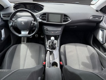 Peugeot 308 1.6 bluehdi 120ch ss bvm6 style régulateur caméra de recul toit panoramique garantie 12 mois occasion...
