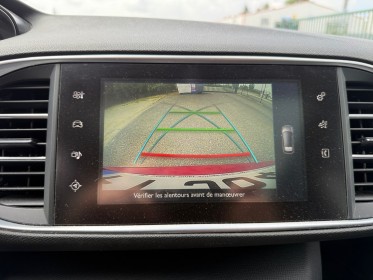 Peugeot 308 1.6 bluehdi 120ch ss bvm6 style régulateur caméra de recul toit panoramique garantie 12 mois occasion...