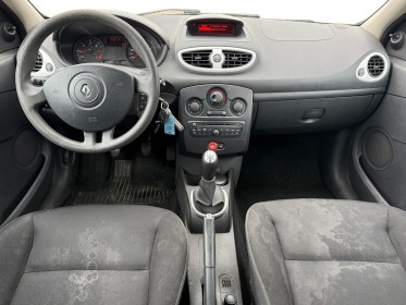 Renault clio iii dci 75 eco2 authentique euro 5 occasion simplicicar orgeval  simplicicar simplicibike france