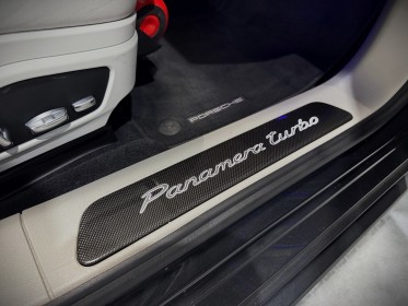 Porsche panamera turbo v8 4.0 550 pdk 54 000 euros d'options pack burmester  pack sportdesign roues arrières directrices......