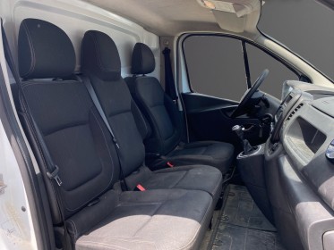 Renault trafic fourgon gn l2h1 1300 kg 2.0l dci 120 ss grand confort - clim, mode de conduite - garantie 12 mois europe...