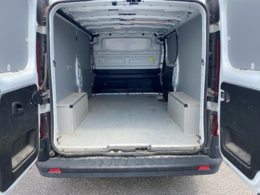 Renault trafic fourgon gn l2h1 1300 kg 2.0l dci 120 ss grand confort - clim, mode de conduite - garantie 12 mois europe...