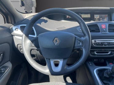 Renault scenic iii dci 95/entretien à jour/gps/régulateur/garantie 12 mois occasion simplicicar salon de provence...