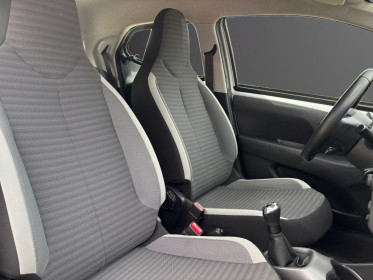 Toyota aygo mc18 1.0 vvt-i x-play - caméra - carplay - régulateur - garantie 12 mois occasion simplicicar nimes - rb auto...
