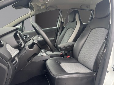 Renault zoe r110 zen - full entretien - garantie 12 mois occasion simplicicar nimes - rb auto simplicicar simplicibike france