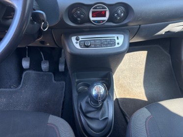 Renault twingo ii 1.2 75 intens - régulateur - bluetooth - clim auto - distribution neuve - garantie 12 mois occasion...