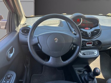 Renault twingo ii 1.2 75 intens - régulateur - bluetooth - clim auto - distribution neuve - garantie 12 mois occasion...
