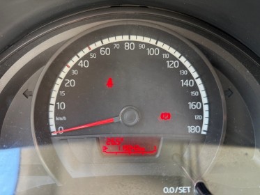 Volkswagen up up 1.0 60 take up! occasion cannes (06) simplicicar simplicibike france