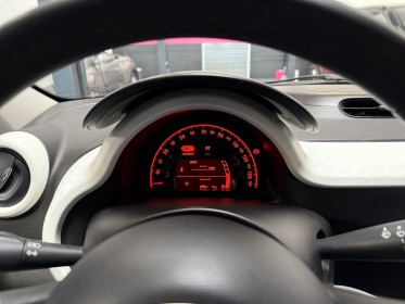 Renault twingo iii 1.0 sce 70 stop  start zen - entretien complet renault - garantie 12 mois occasion simplicicar lyon ouest...