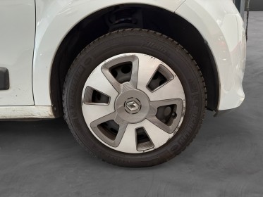 Renault twingo iii 1.0 sce 70 stop  start zen - entretien complet renault - garantie 12 mois occasion simplicicar lyon ouest...