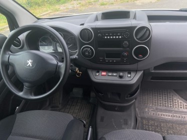 Peugeot partner fourgon electric standard premium avec batterie - garantie 12 mois occasion simplicicar brest simplicicar...