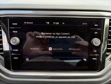 Volkswagen t-roc r-line 1.5 tsi 150ch dsg7 - carplay - camera de recul - toit ouvrant occasion simplicicar rennes simplicicar...