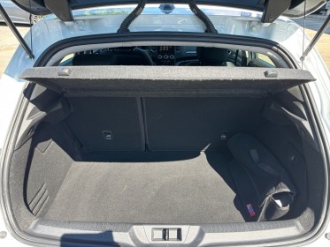 Renault megane iv berline 4 blue 1.5 dci 115 edc - garantie 12 mois occasion simplicicar nimes - rb auto simplicicar...