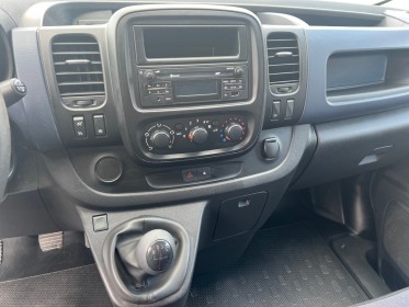 Opel vivaro fourgon gn f2900 l2h1 1.6 cdti 120 ch biturbo ecoflex s/s pack business occasion simplicicar lille  simplicicar...