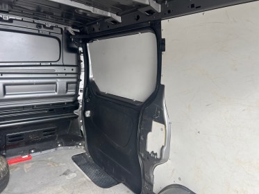 Opel vivaro fourgon gn f2900 l2h1 1.6 cdti 120 ch biturbo ecoflex s/s pack business occasion simplicicar lille  simplicicar...